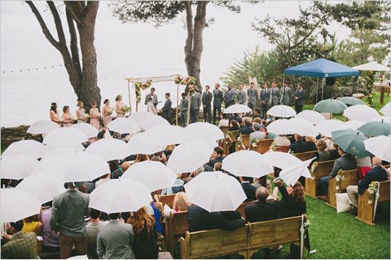 umbrellafilledweddingceremony_radinlove